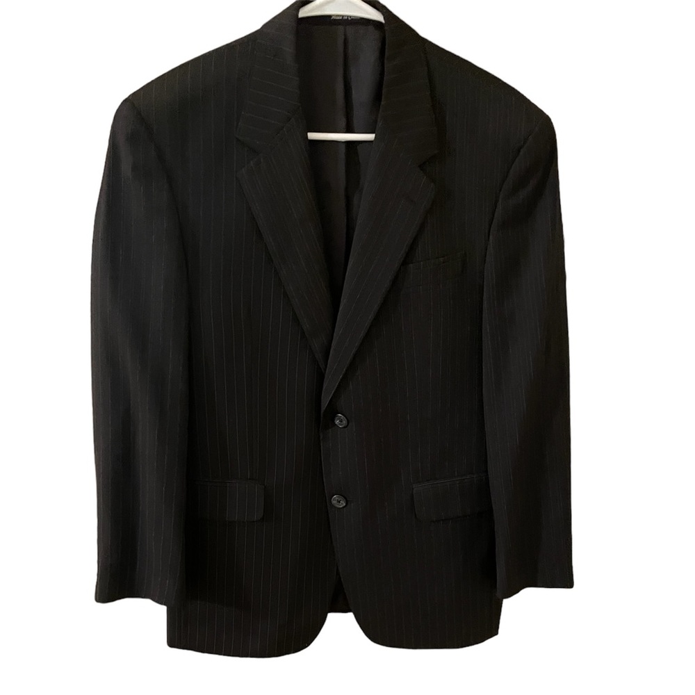 Cambridge Classic black pinstripe men’s sport coat - size 38R